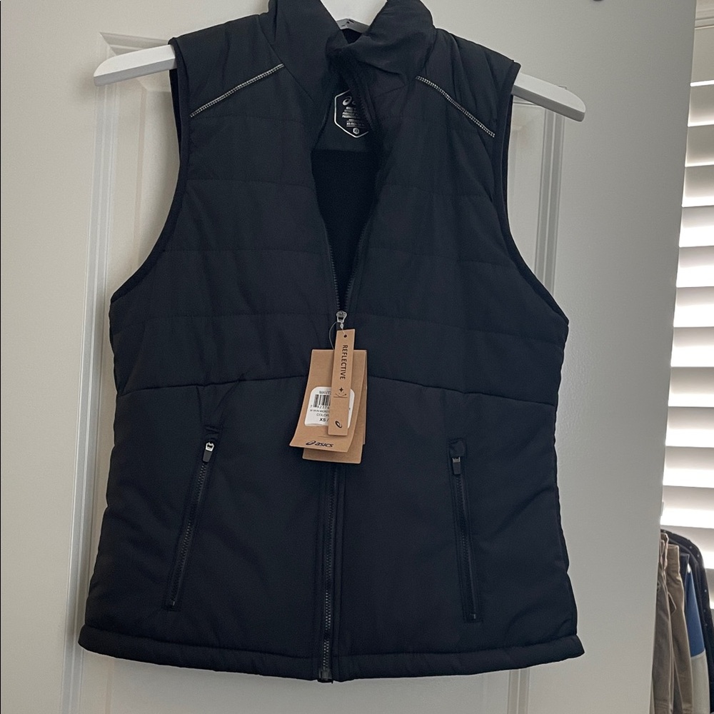 Asics Women's Dark Quilted Vest